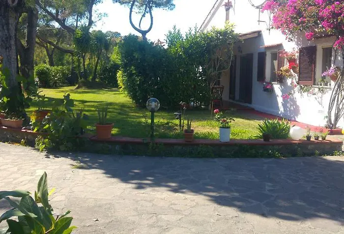 住宿加早餐酒店 科尔特阿尔玫瑰住宿加早餐酒店 3*